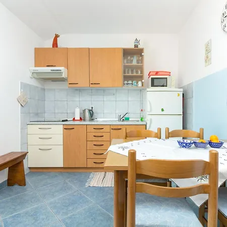 8650a Appartamento Stomorska